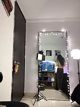 MelodyCruze – webcam model profile photo Image 3