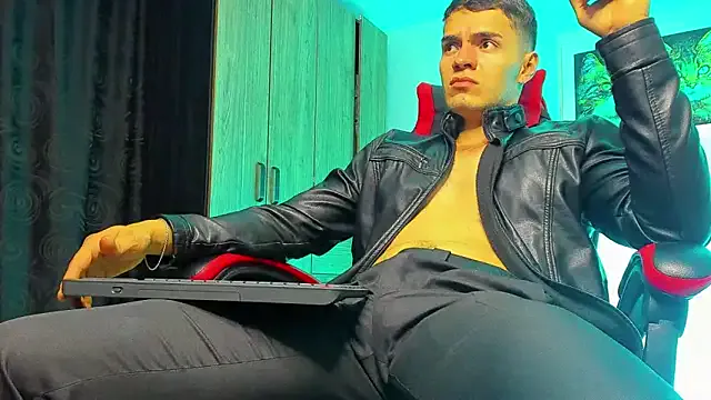 SexyGunita – webcam model profile photo Image 12