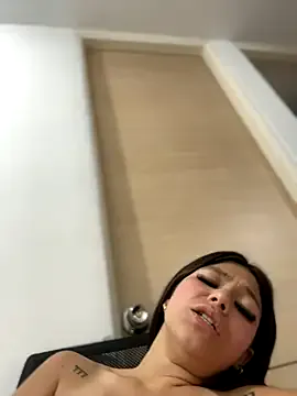 msMargotGrey – webcam model profile photo Image 2