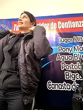 ElizabethArden42 – webcam model profile photo Image 14