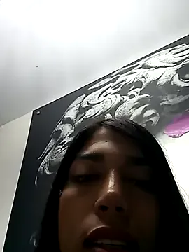 akamilasweetcm101 – webcam model profile photo Image 12