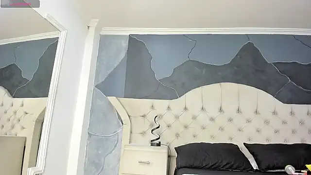 akamilasweetcm101 – webcam model profile photo Image 8