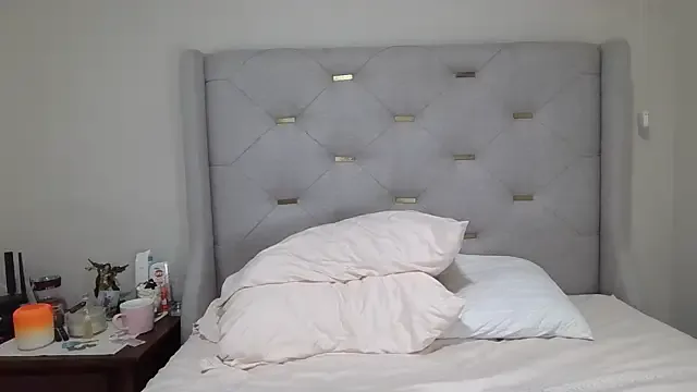 vlunaper18 – webcam model profile photo Image 12