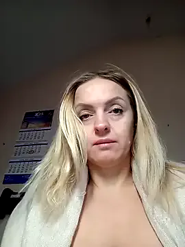 akamilasweetcm101 – webcam model profile photo Image 19