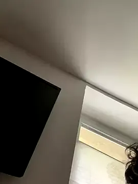 tsuki_nekoo – webcam model profile photo Image 2