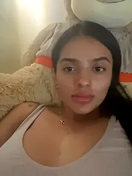 TheDevineMissDeviant – webcam model profile photo Image 10