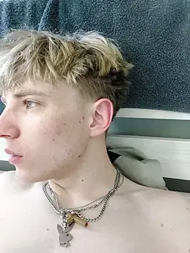 LynxRosenn – webcam model profile photo Image 12