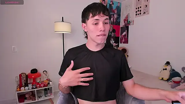 Zemer_secret51 webcam show Image 18