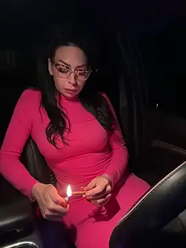 PrincessPlee – webcam model profile photo Image 3