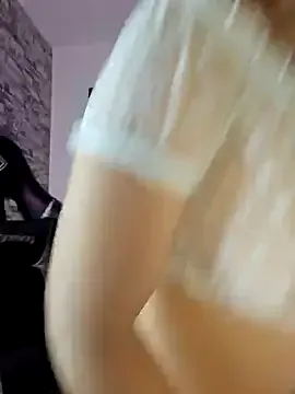 CarleeVelvet – webcam model profile photo Image 18