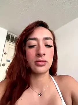 akamilasweetcm101 – webcam model profile photo Image 17