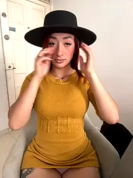 akamilasweetcm101 – webcam model profile photo Image 18