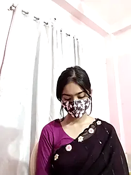 CarleeVelvet – webcam model profile photo Image 2