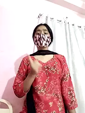 CarleeVelvet – webcam model profile photo Image 5