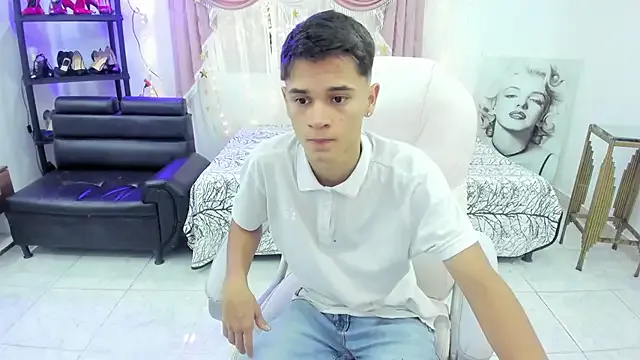 HotGoddessX – webcam model profile photo Image 6