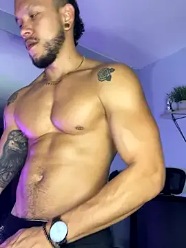 202509yoyo – webcam model profile photo Image 18