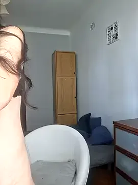 Noya – webcam model profile photo Image 12