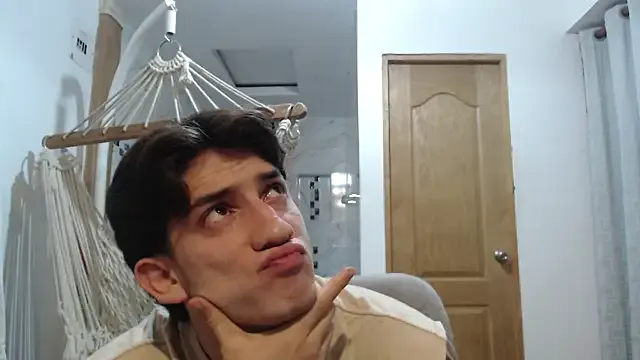 HunterTheMyth webcam show Image 14