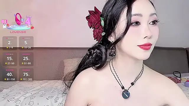 CarleeVelvet – webcam model profile photo Image 2