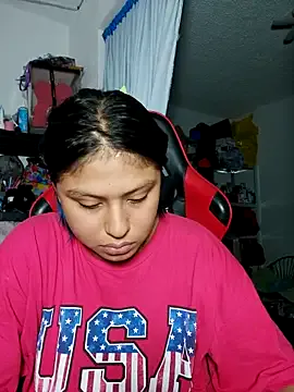 Ladyrubbyx – webcam model profile photo Image 9