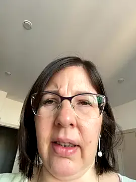 arieel__722 – webcam model profile photo Image 19