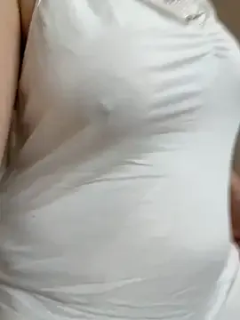 arieel__722 – webcam model profile photo Image 8