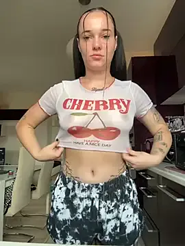 TalkingLegs – webcam model profile photo Image 11