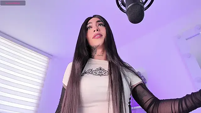 FayeFlame webcam show Image 17