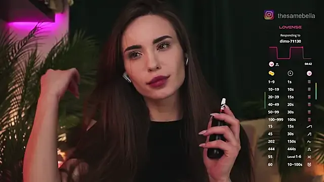 LynxRosenn – webcam model profile photo Image 13