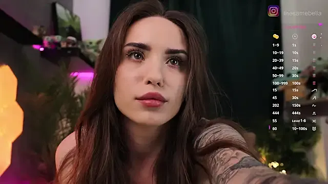 LynxRosenn – webcam model profile photo Image 17