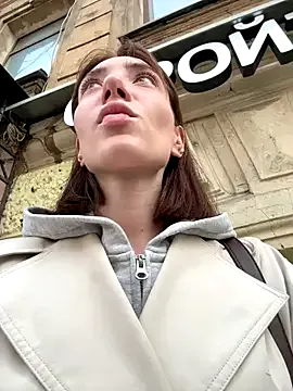 LunaKrismas – webcam model profile photo Image 10