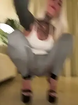 the_crazysex – webcam model profile photo Image 14