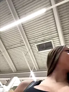 EddieAdams – webcam model profile photo Image 7