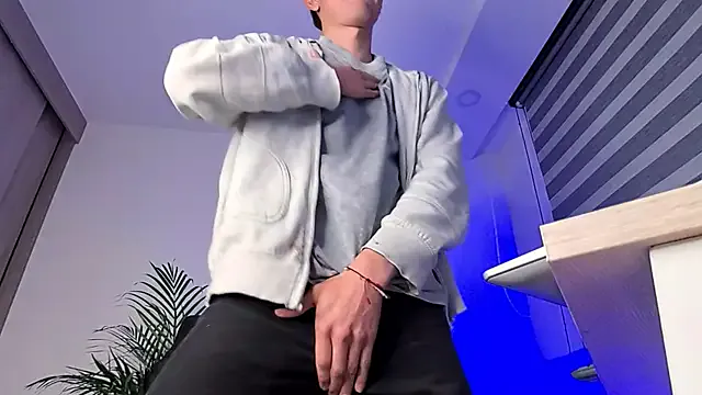 SamuParker – webcam model profile photo Image 15