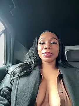 AfricanQueenxx25 – webcam model profile photo Image 19