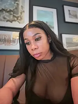 AfricanQueenxx25 – webcam model profile photo Image 9