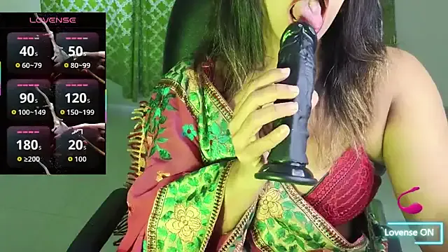 akamilasweetcm101 – webcam model profile photo Image 7