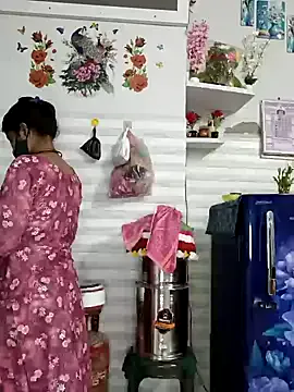 Biabfrosty – webcam model profile photo Image 2