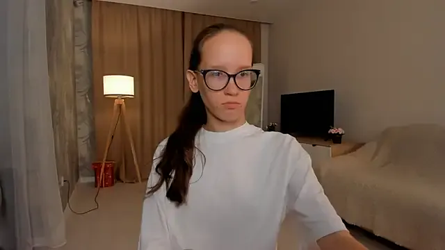 Akane_xxx_69 – webcam model profile photo Image 13