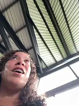 Ladyrubbyx – webcam model profile photo Image 11