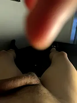 EddieAdams – webcam model profile photo Image 7