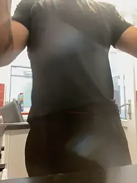 LynxRosenn – webcam model profile photo Image 2