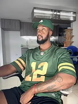 Luna_Sanders – webcam model profile photo Image 10