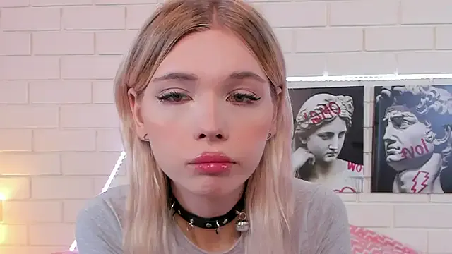 Ladyrubbyx – webcam model profile photo Image 7