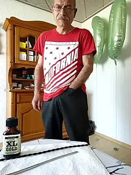 Italianstallion70 – webcam model profile photo Image 8