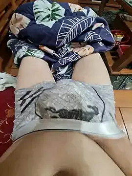 vlunaper18 – webcam model profile photo Image 15