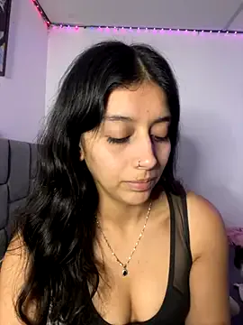 CarleeVelvet – webcam model profile photo Image 17