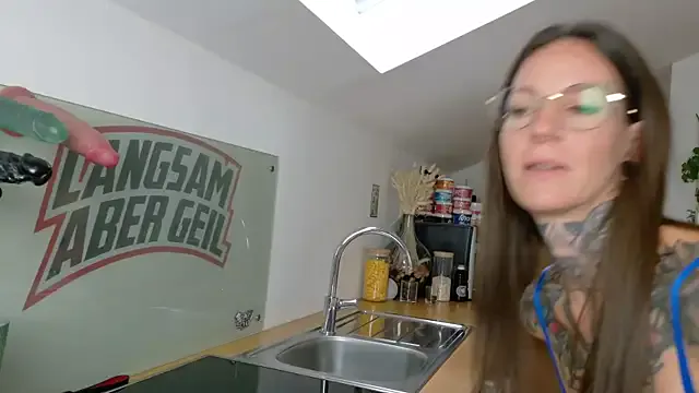 NinaMuller – webcam model profile photo Image 15