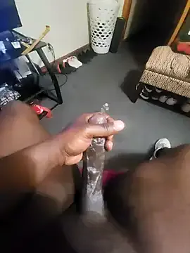 vjennifer19 – webcam model profile photo Image 4