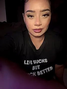 KinkyCorina – webcam model profile photo Image 16